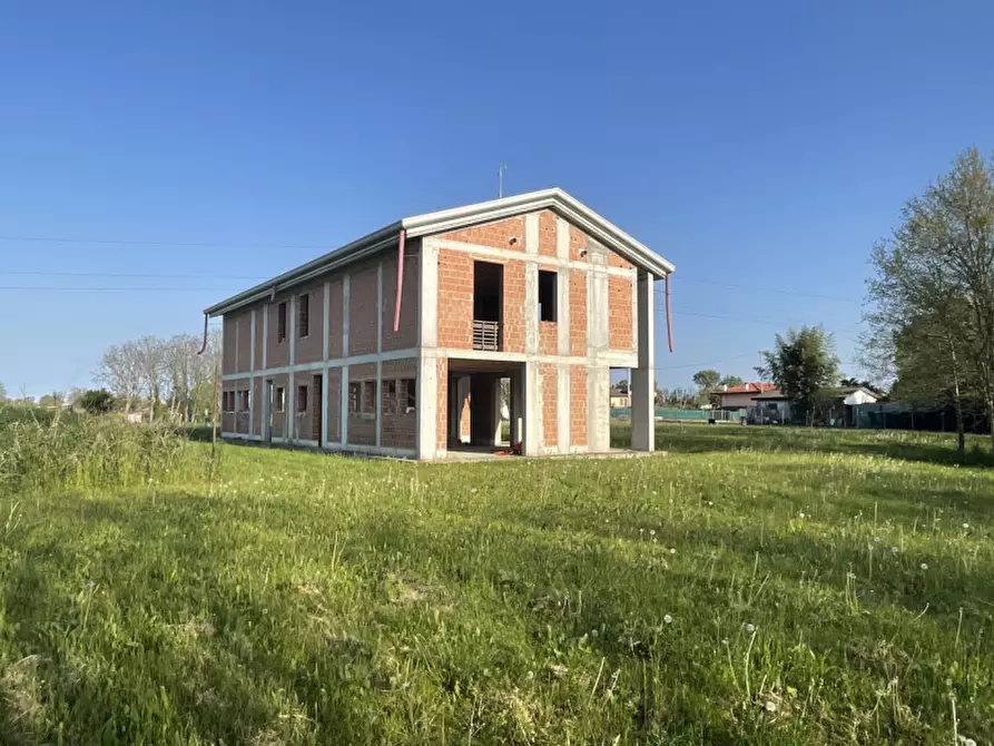 Immagine 24 di Casa bifamiliare in vendita  in Vigonvo Via Giovanni Pascoli a Vigonovo