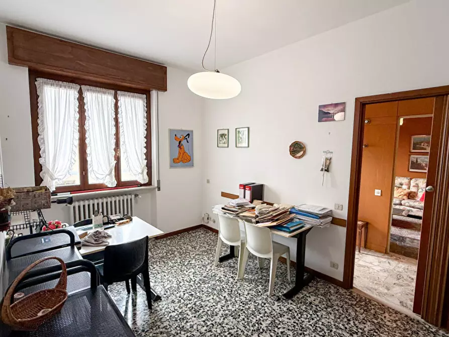 Immagine 10 di Villa in vendita  a Casorate Primo