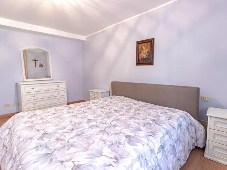 Immagine 12 di Villa in vendita  a Casorate Primo