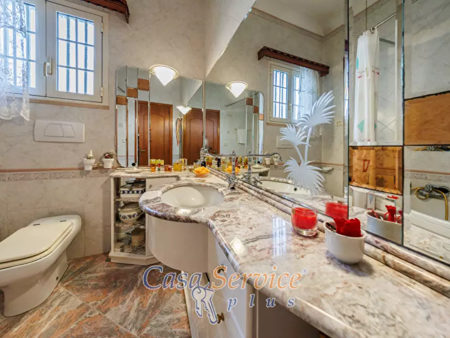 Immagine 11 di Casa indipendente in vendita  in Via bellini a Sannicola