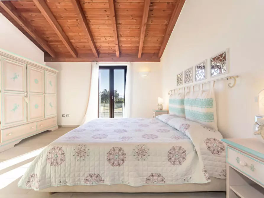 Immagine 38 di Villa in vendita  a Golfo Aranci