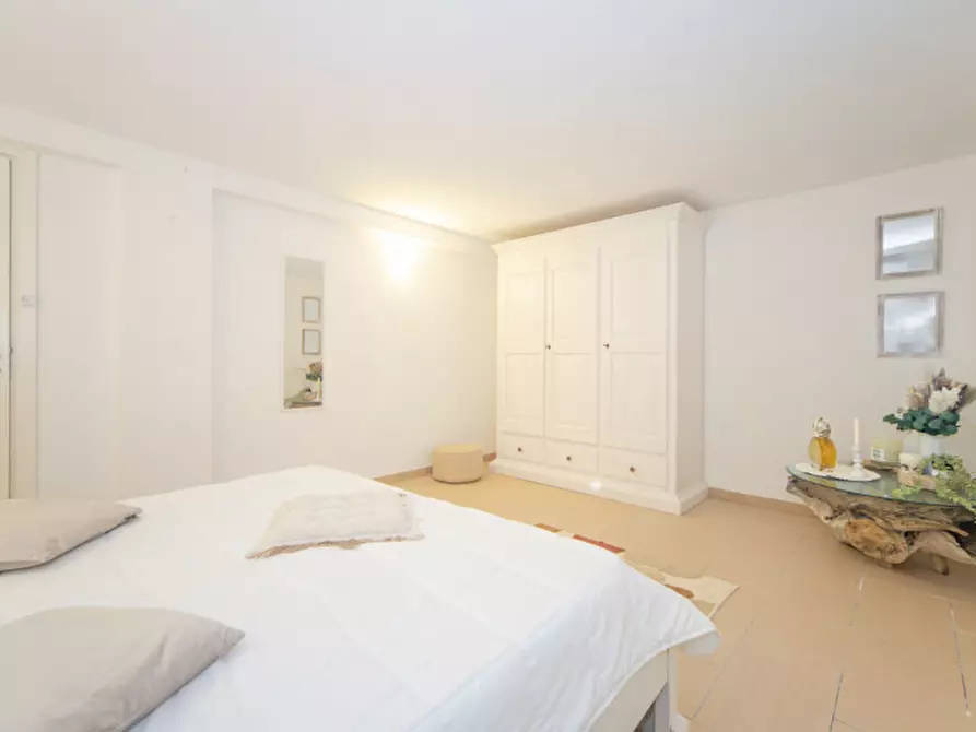 Immagine 47 di Villa in vendita  a Golfo Aranci