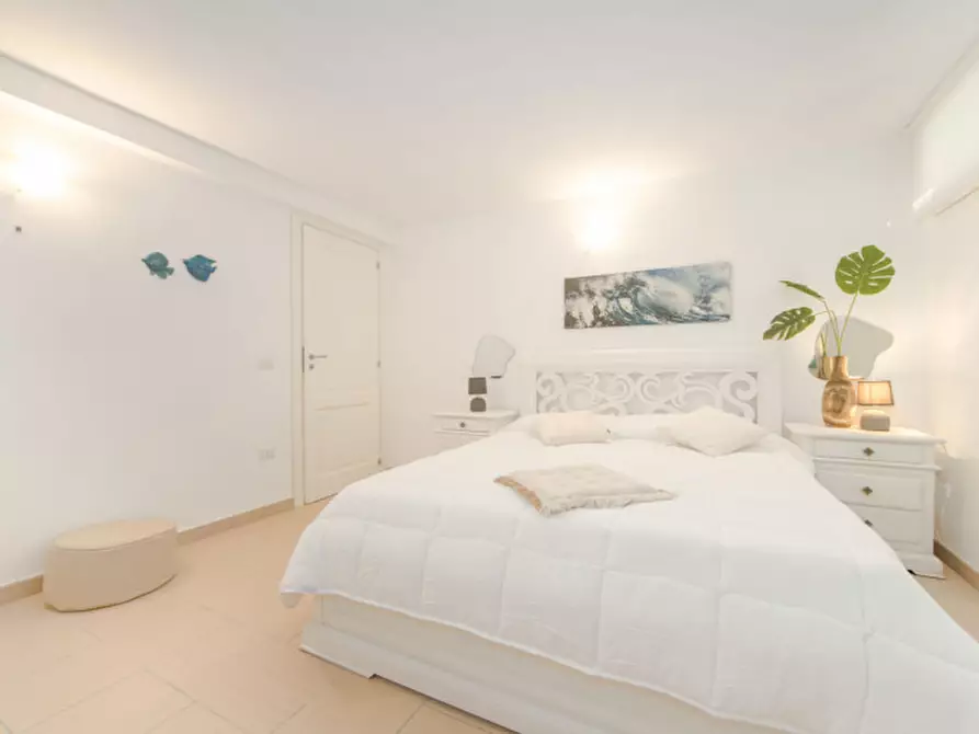 Immagine 48 di Villa in vendita  a Golfo Aranci