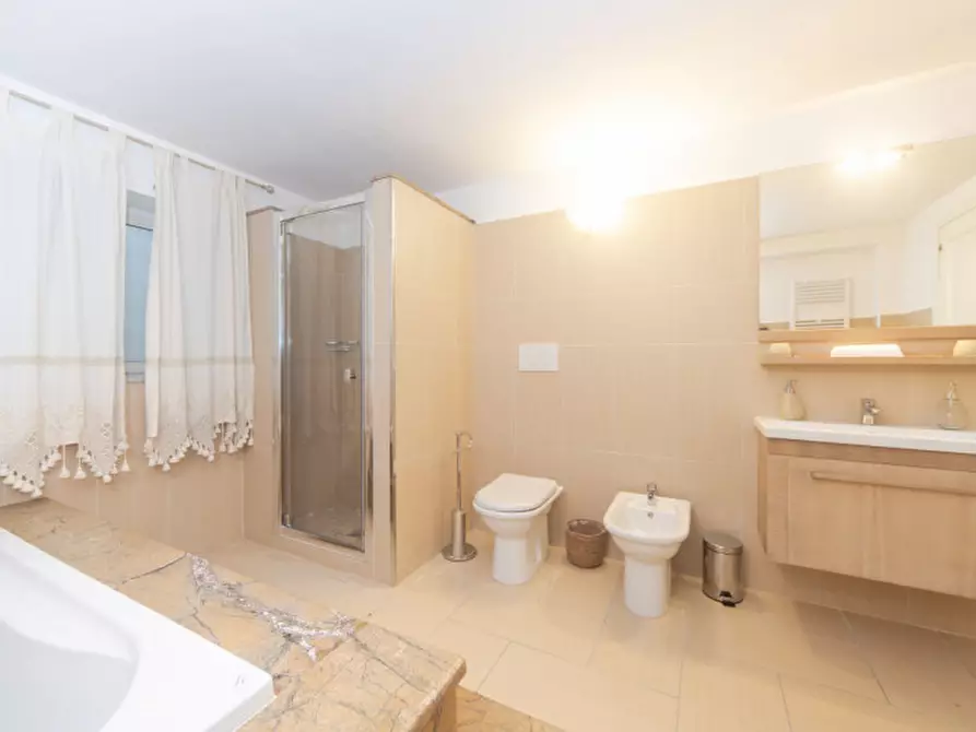 Immagine 55 di Villa in vendita  a Golfo Aranci