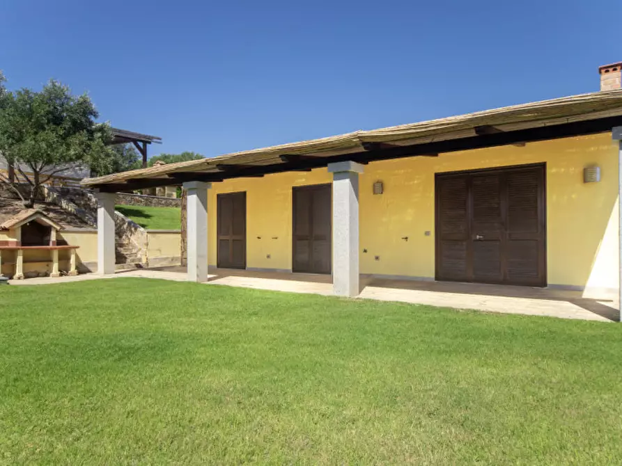 Immagine 61 di Villa in vendita  a Golfo Aranci