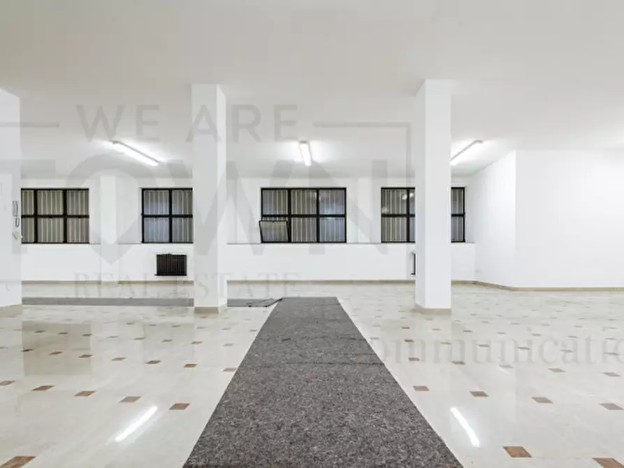 Immagine 12 di Negozio in vendita  in Via Ponte Seveso 40 a Milano