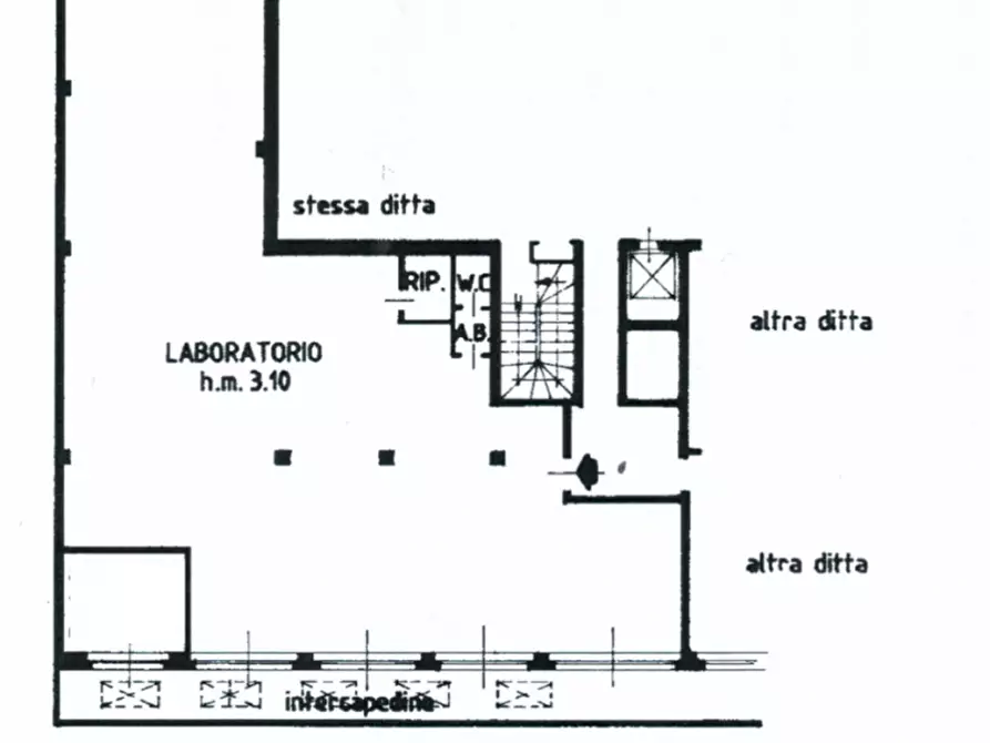 Immagine 21 di Negozio in vendita  in Via Ponte Seveso 40 a Milano