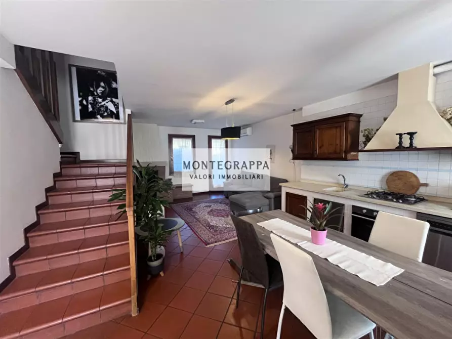 Immagine 2 di Villetta a schiera in vendita  in Via Pica' a Castelfranco Veneto