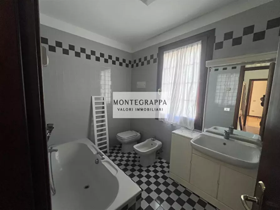 Immagine 9 di Villetta a schiera in vendita  in Via Pica' a Castelfranco Veneto