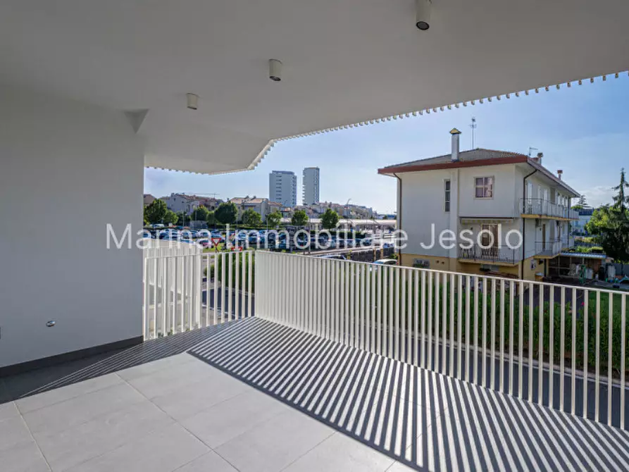 Immagine 11 di Appartamento in vendita  in Via Equilio a Jesolo