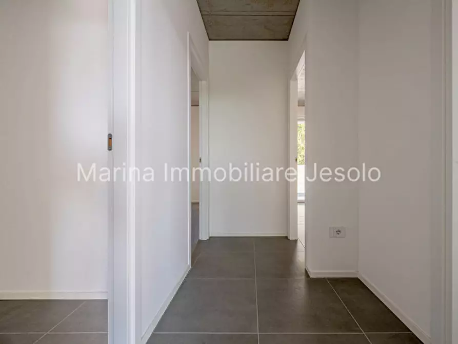 Immagine 20 di Appartamento in vendita  in Via Equilio a Jesolo