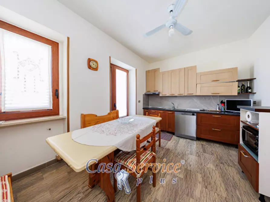 Immagine 32 di Attico in vendita  in Via Nizza a Matino