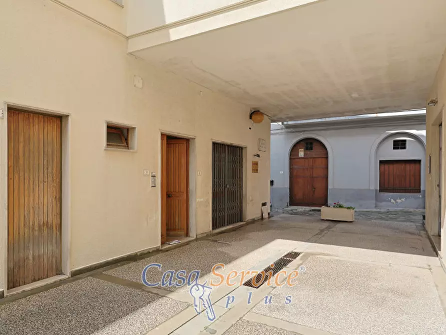 Immagine 42 di Attico in vendita  in Via Nizza a Matino