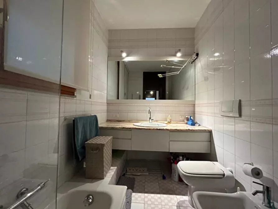 Immagine 10 di Appartamento in affitto  in Via Roma a Vicenza