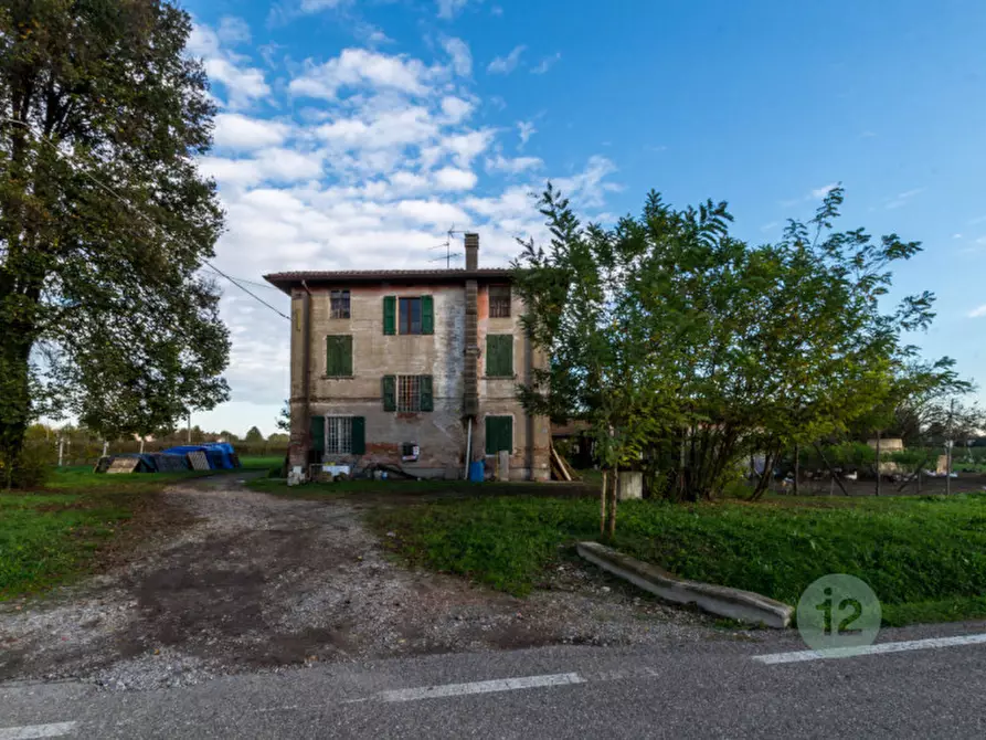 Immagine 7 di Rustico / casale in vendita  a Soliera