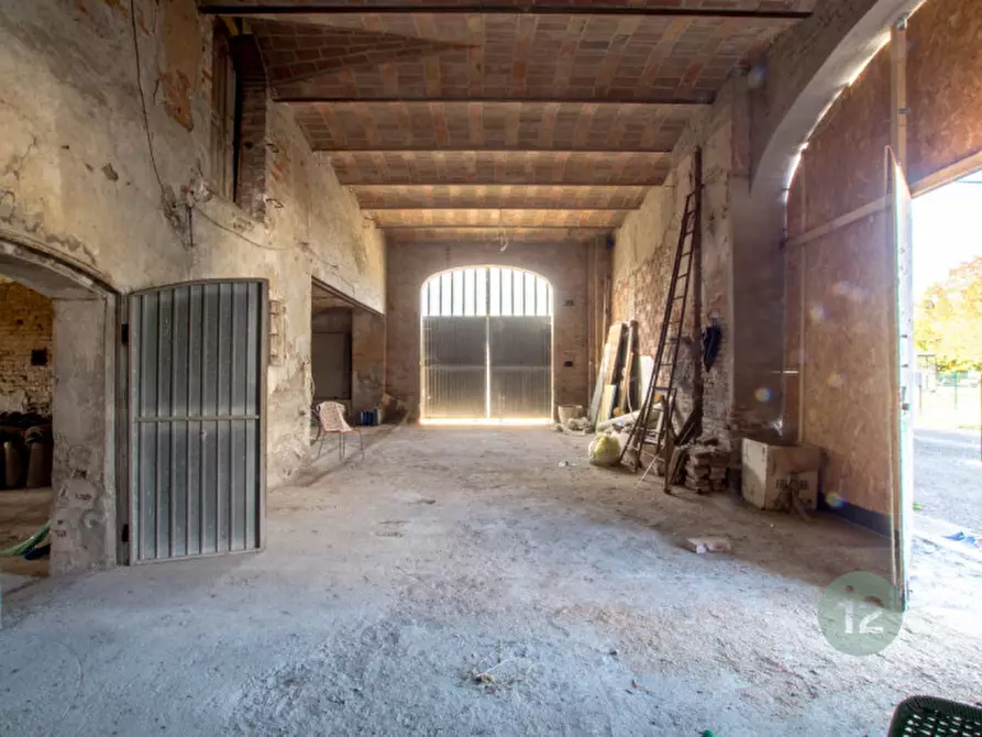 Immagine 9 di Rustico / casale in vendita  a Soliera