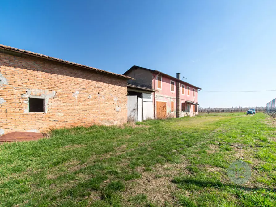 Immagine 9 di Rustico / casale in vendita  a Soliera