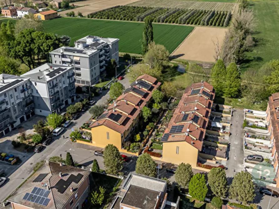 Immagine 66 di Villetta a schiera in vendita  a Soliera