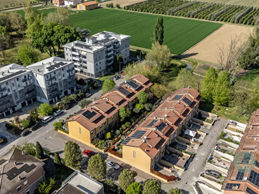 Immagine 67 di Villetta a schiera in vendita  a Soliera