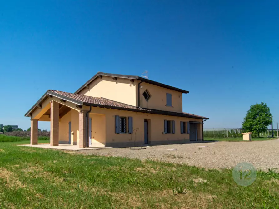 Immagine 2 di Villa in vendita  in Stradello Masetti 141 a Modena