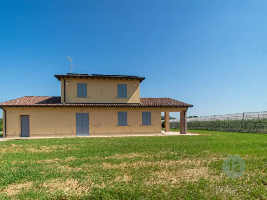 Immagine 8 di Villa in vendita  in Stradello Masetti 141 a Modena