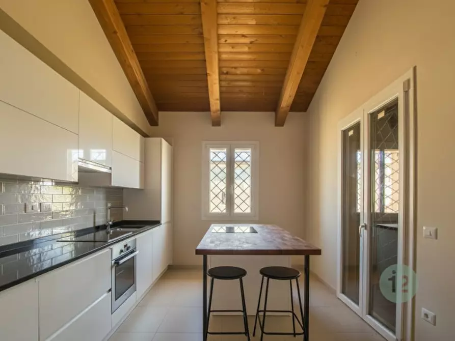 Immagine 13 di Villa in vendita  in Stradello Masetti 141 a Modena