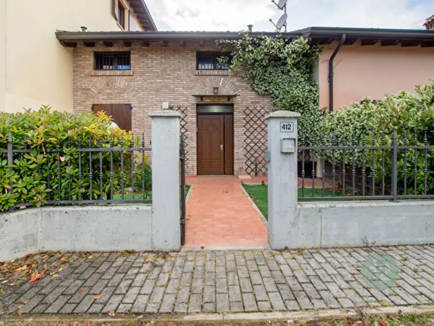 Immagine 1 di Villetta a schiera in vendita  a Soliera