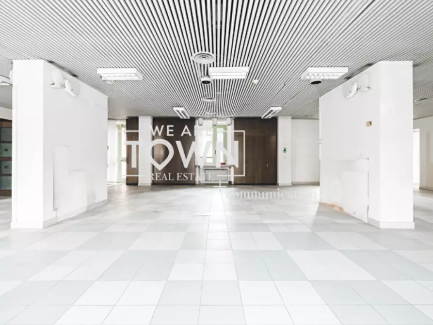 Immagine 9 di Negozio in affitto  in Via Mantova 137 a Cremona