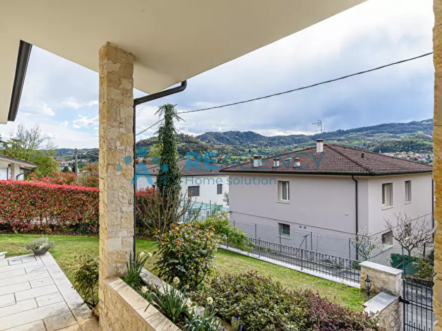Immagine 23 di Villa in vendita  in Via Belluno a Arzignano