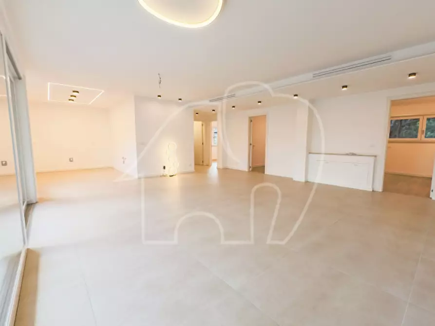 Immagine 4 di Appartamento in vendita  in Karl-Wolf-Straße - Via Karl Wolf a Merano .Meran.