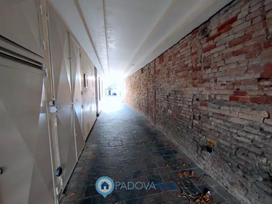 Immagine 23 di Appartamento in vendita  in Corso Vittorio Emanuele II a Padova