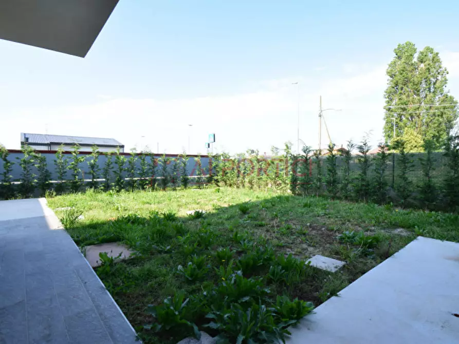 Immagine 25 di Casa trifamiliare in vendita  in via delle saline a Codevigo