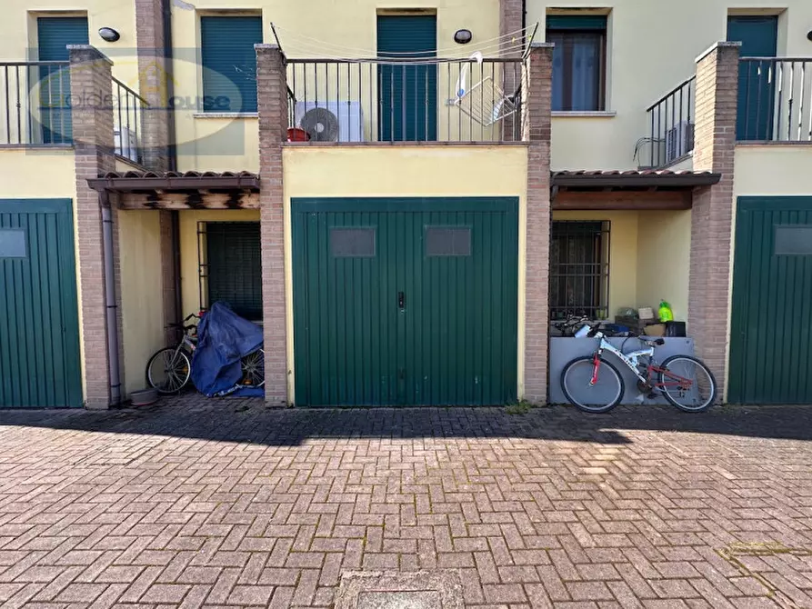 Immagine 33 di Villetta a schiera in vendita  in Via Gaetano Montanari 14 a Argenta