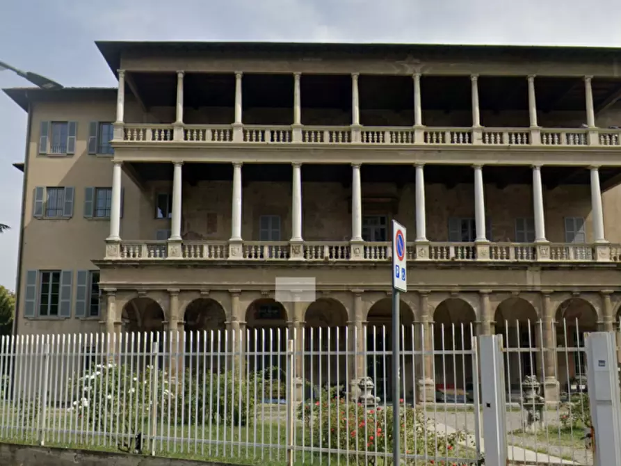 Immagine 10 di Appartamento in vendita  in Via Generale Giuseppe Govone 35 a Milano