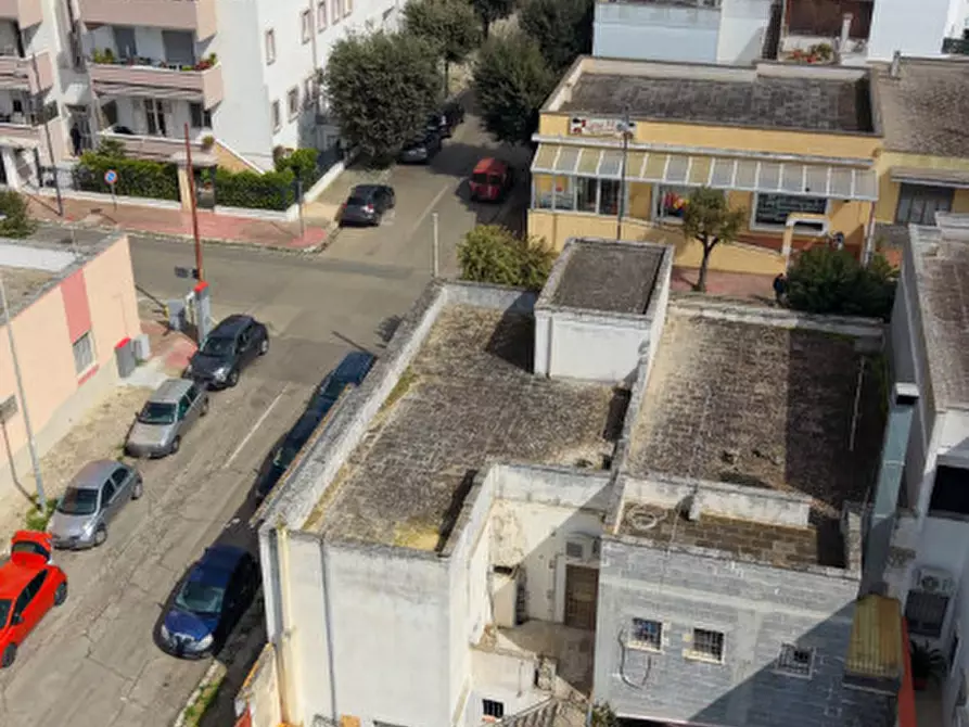 Immagine 1 di Villa in vendita  in Via De Gasperi a Sannicola