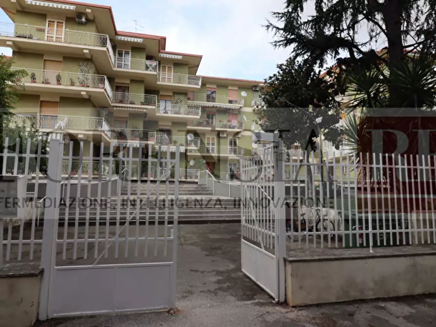Immagine 2 di Appartamento in vendita  in Viale Abramo Lincoln, 137 a Caserta