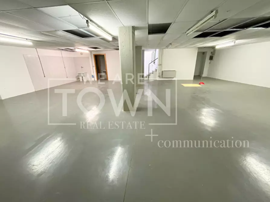 Immagine 16 di Palazzo in vendita  in Via Francesco Algarotti 18 a Milano