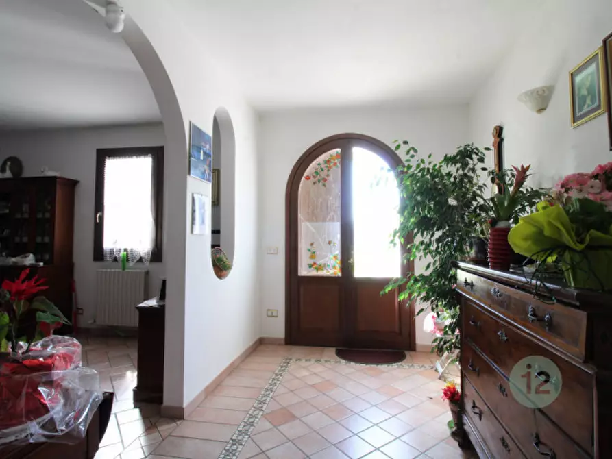 Immagine 1 di Casa bifamiliare in vendita  in Strada Provinciale a Concordia Sulla Secchia