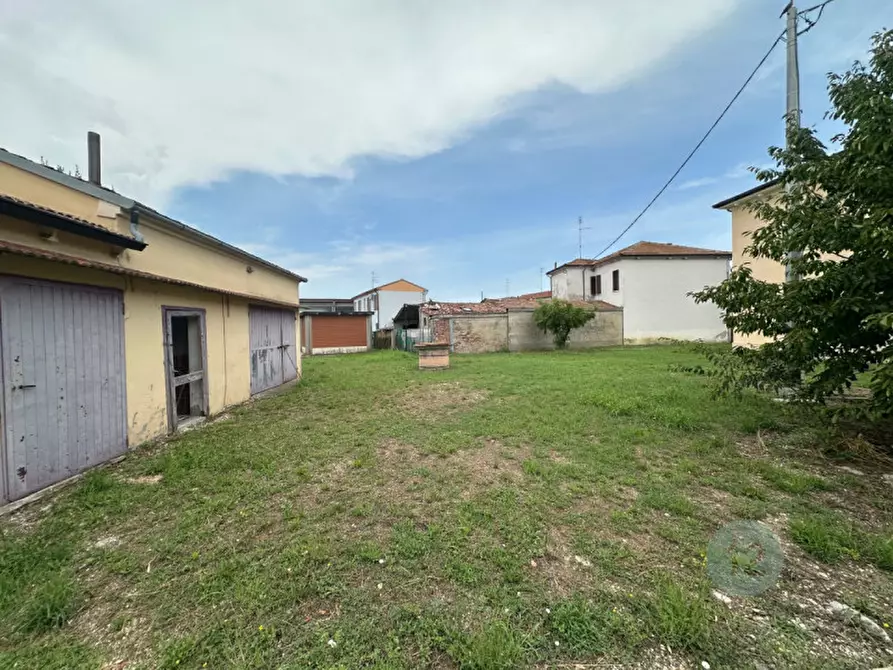 Immagine 23 di Casa indipendente in vendita  in Via Luigi Carlo Farini a Bondeno