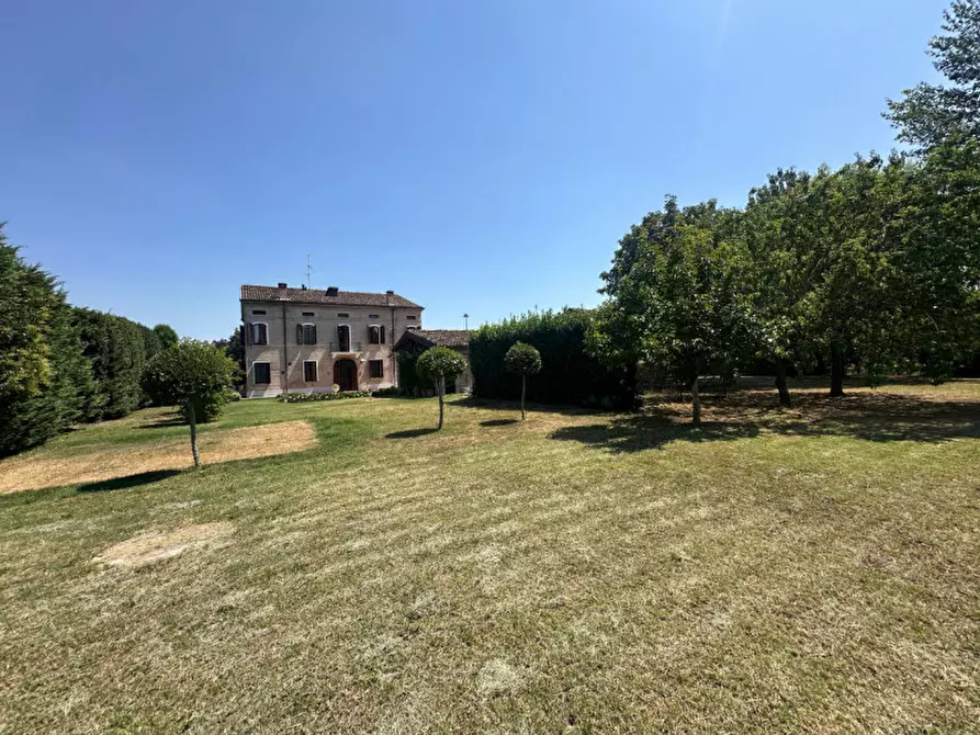 Immagine 17 di Villa in vendita  in Via Verzola a San Possidonio