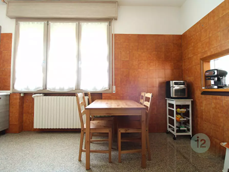Immagine 3 di Casa trifamiliare in vendita  in via serafina a Mirandola