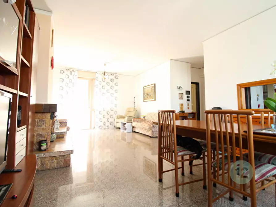 Immagine 4 di Casa trifamiliare in vendita  in via serafina a Mirandola