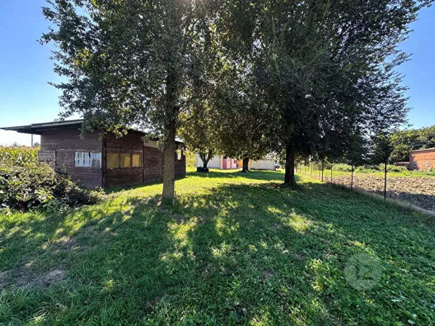 Immagine 12 di Casa indipendente in vendita  in Via Borghetto a Mirandola