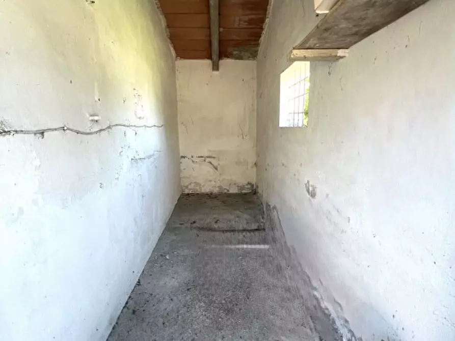 Immagine 21 di Casa indipendente in vendita  a Mirandola
