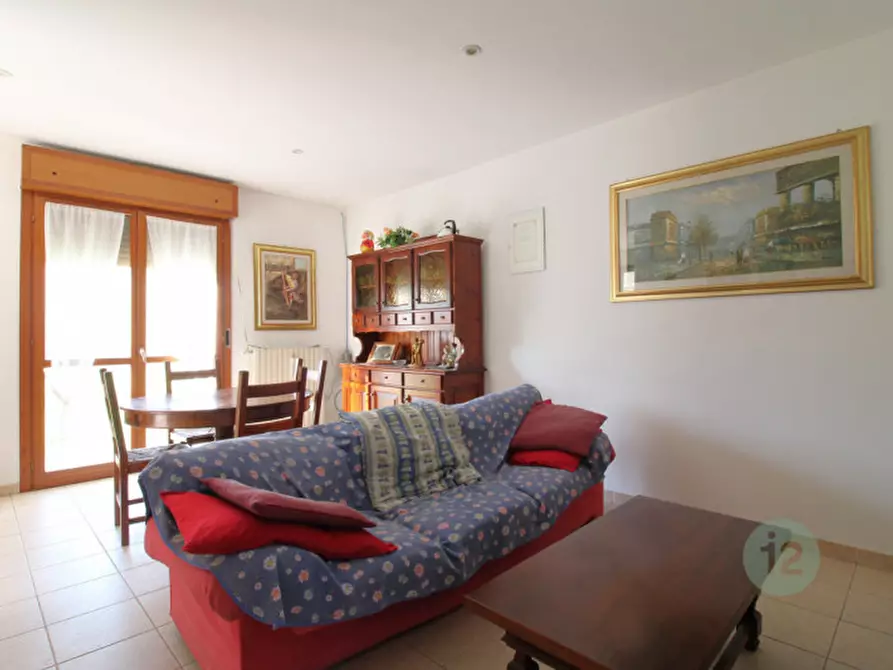 Immagine 18 di Appartamento in vendita  in Via Quattrocase a Poggio Rusco