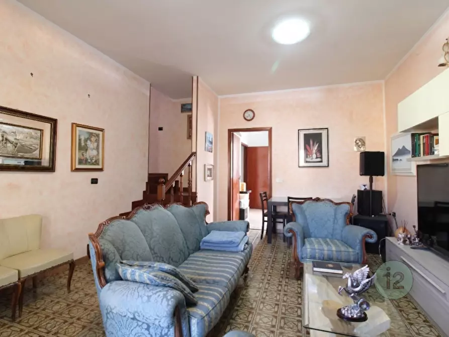 Immagine 4 di Casa bifamiliare in vendita  in Via Martiri della Libertà a Poggio Rusco