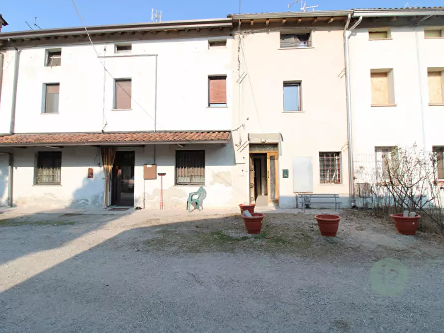 Immagine 3 di Villetta a schiera in vendita  in via g. matteotti,137 a San Possidonio