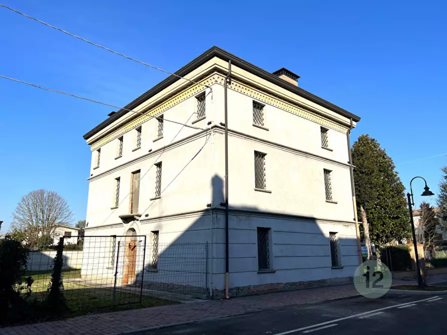 Immagine 3 di Casa indipendente in vendita  in Piazza andreoli a San Possidonio