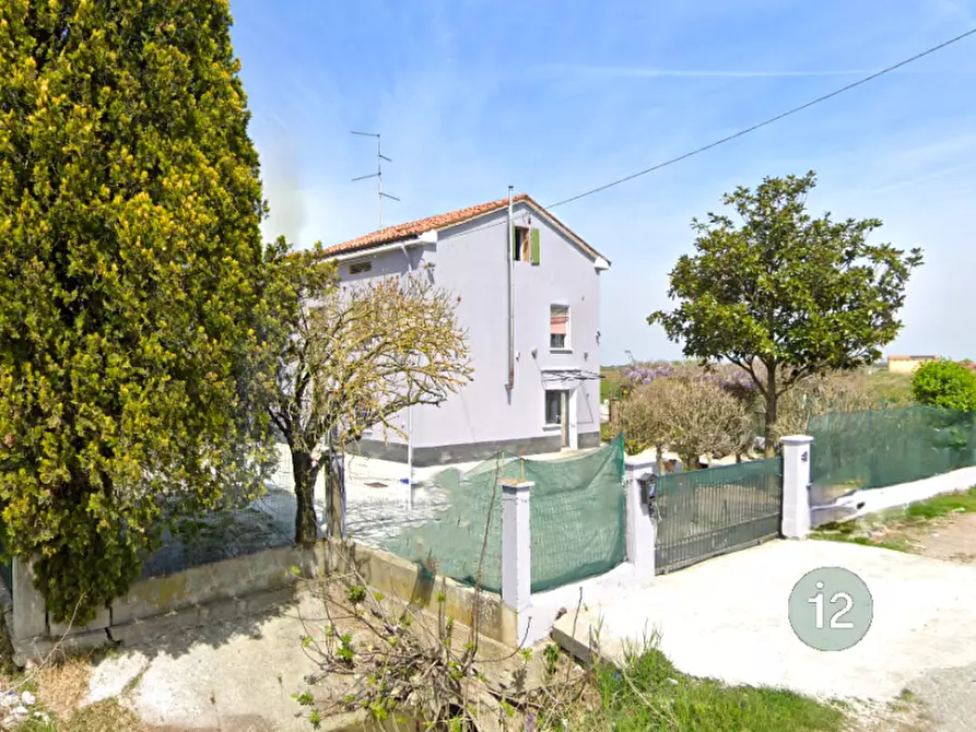 Immagine 2 di Casa indipendente in vendita  in Via San Martino Carano a Mirandola