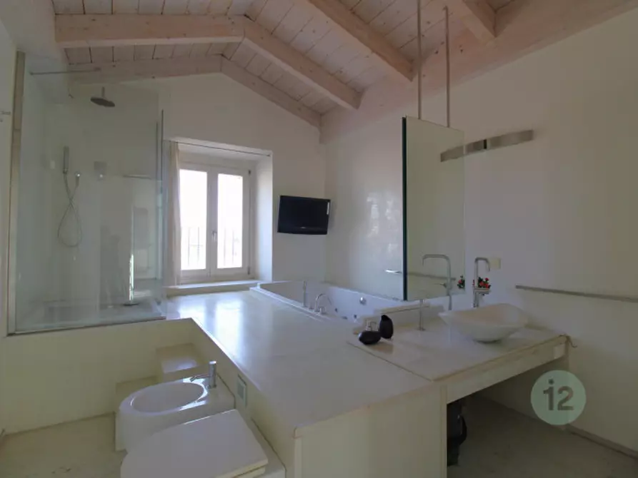 Immagine 9 di Attico in vendita  in Via Piave a Mirandola
